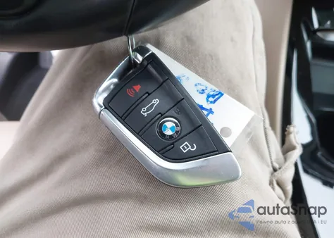 2018 BMW X3 xDrive30I z USA, uszkodzony, nr VIN 5UXTR9C5XJLD74406